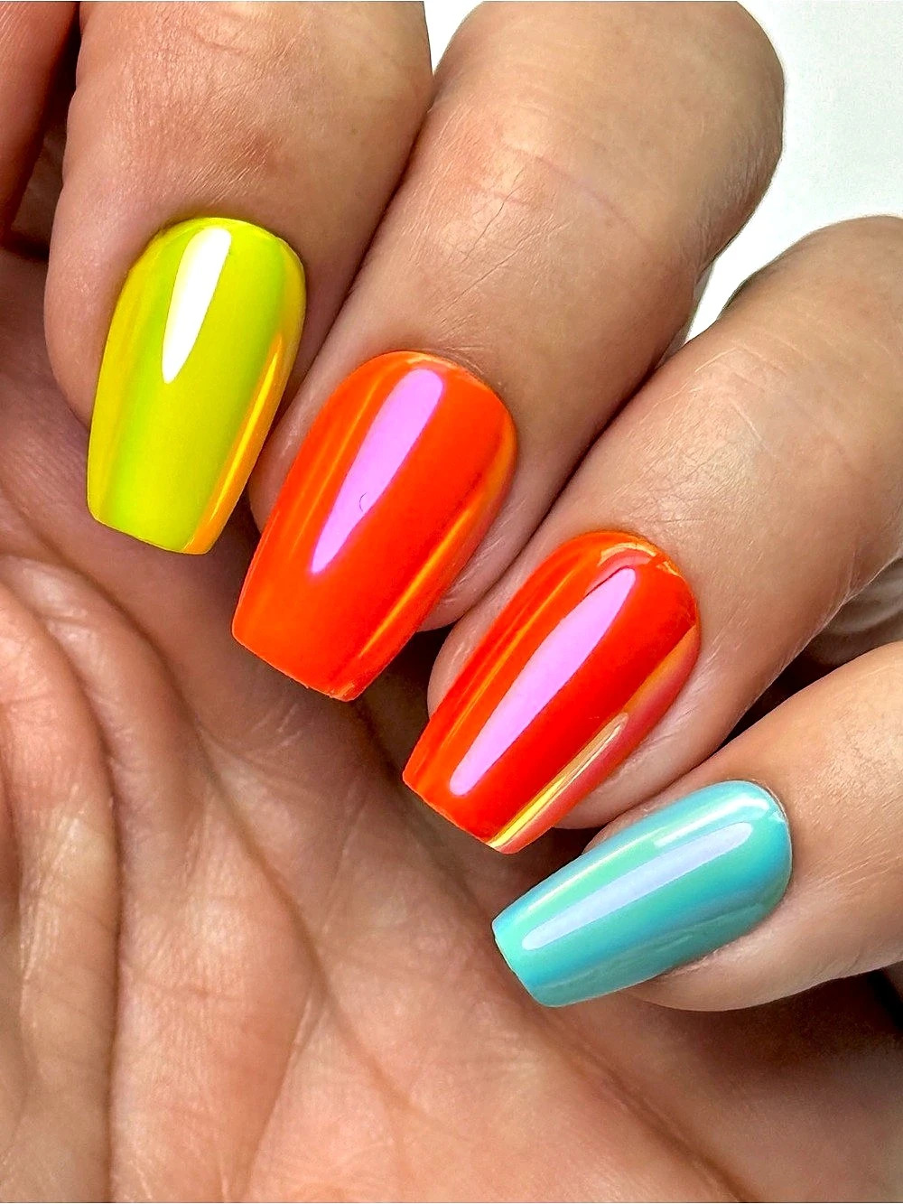 🚨New Release Red Aspen The POP Mickey Multicolor NWT Press-On Nails